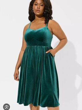torrid Botanical Green Velvet Spaghetti Strap Dress